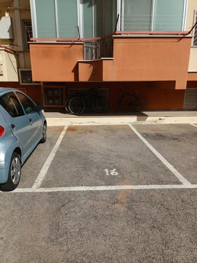 Casa Lidia Apartment Bari Bagian luar foto